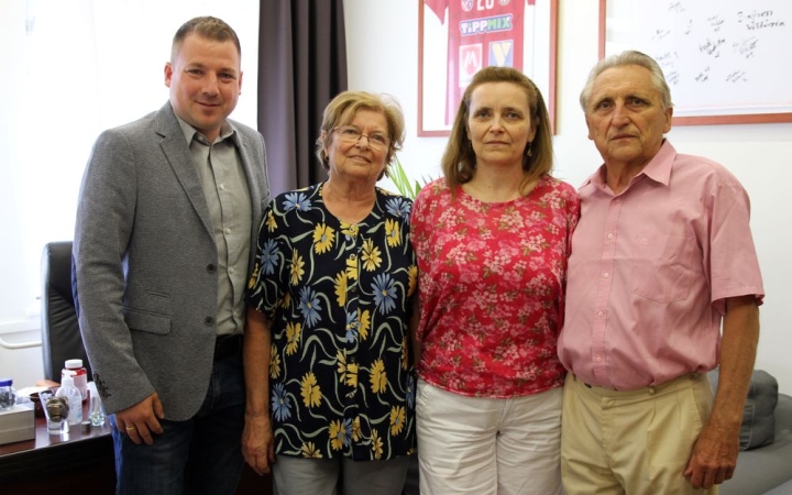 Nincs Petőfi iskola az Imre-família nélkül