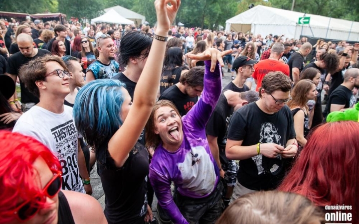 Metal Factory: felkészülni, vigyázz – hétfőn rajt!