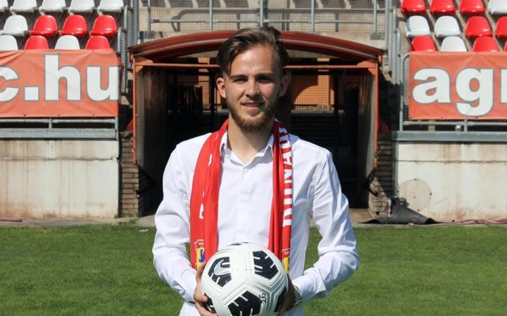 Fiatal középpályással erősített a DPASE