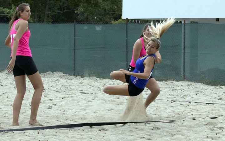 Pörgések és kínai figurák kavalkádja