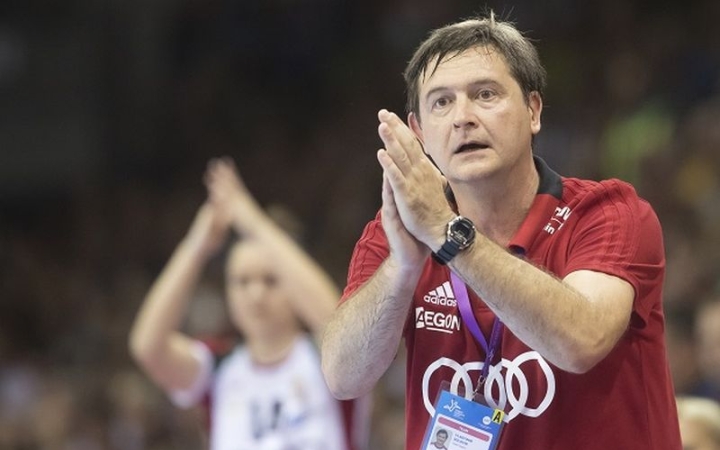 A munkában hisz az új kapitány