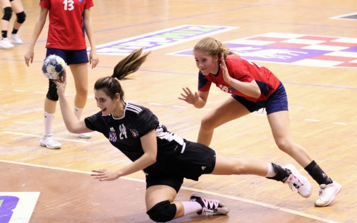 Felemás szezonkezdet