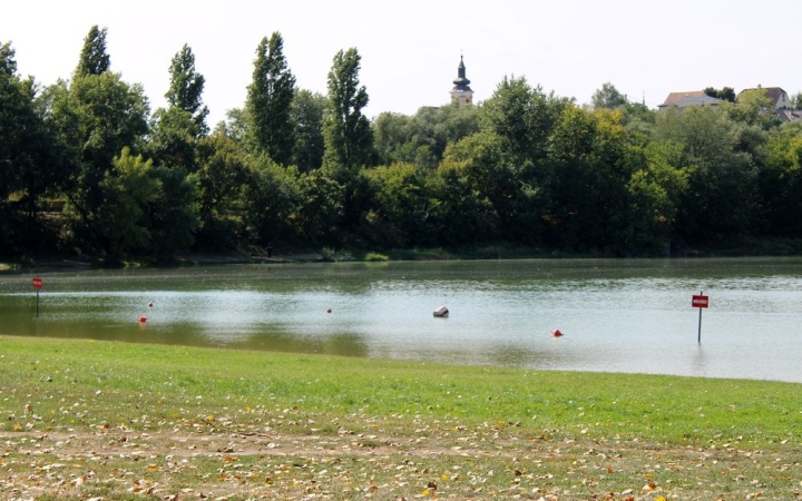 Itt az ősz, jövőre fürdőzhetünk újra a szabadban  
