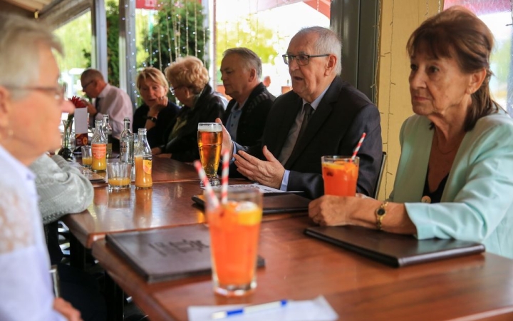 Derűs találka – nem tompulnak az emlékek