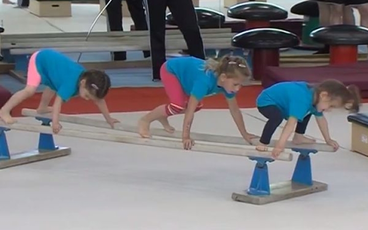 Torna gála kicsikkel és nagyokkal