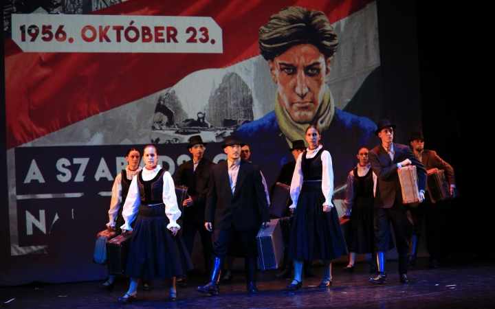 "Tiszta voltál, büszke, vad... " (galériával)