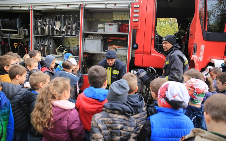 Vasvári: színes, vonzó kínálattal csalogattak (galériával)