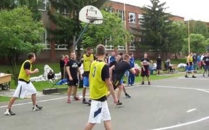 Steelball: újra pattog az acéllabda