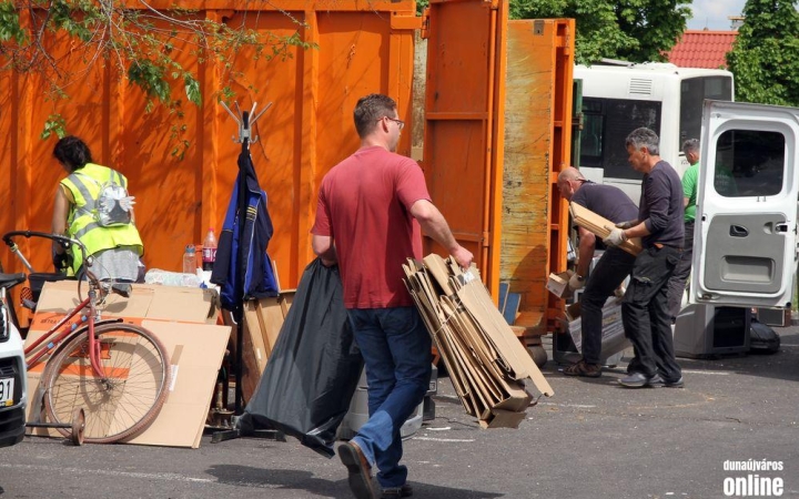 Közös erővel, 5364 köbméternyi lomtól tisztult meg a város