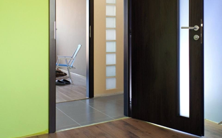 Válassz minőségi nemesfa ajtót, amely tökéletesen passzol az ajtónyílásba!