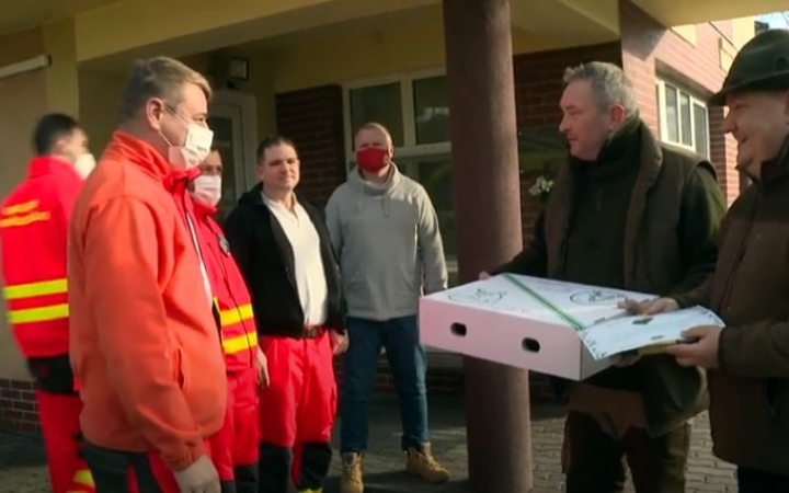 DSTV: vadétel-adomány a mentőknek