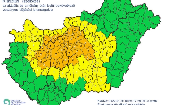 Több megyében is munkát ad a tűzoltóknak az erős szél (FRISSÍTVE)