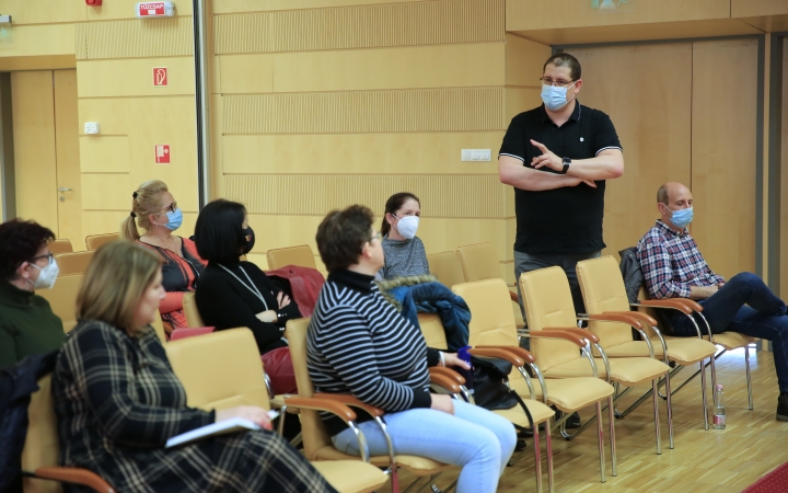 Kerekasztal, hogy a végzetes tragédia elkerülhető legyen...