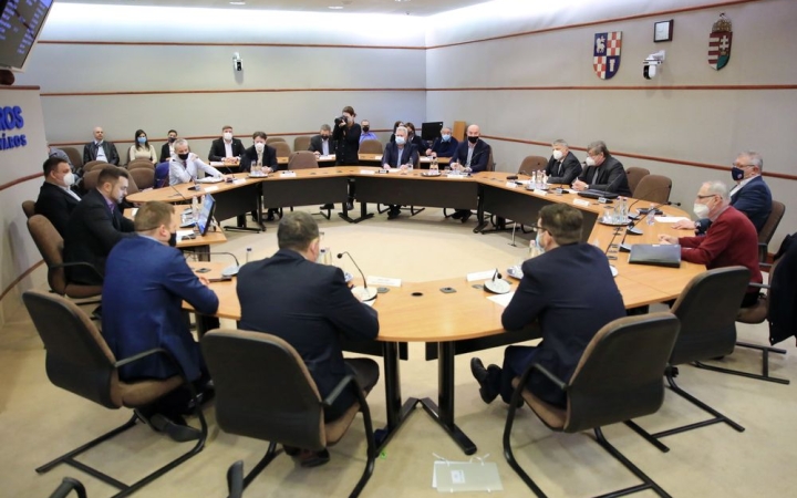 Rendkívüli közgyűlés négy halaszthatatlan napirenddel 