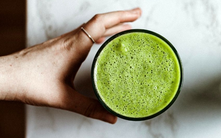 Fogyás matcha teával 