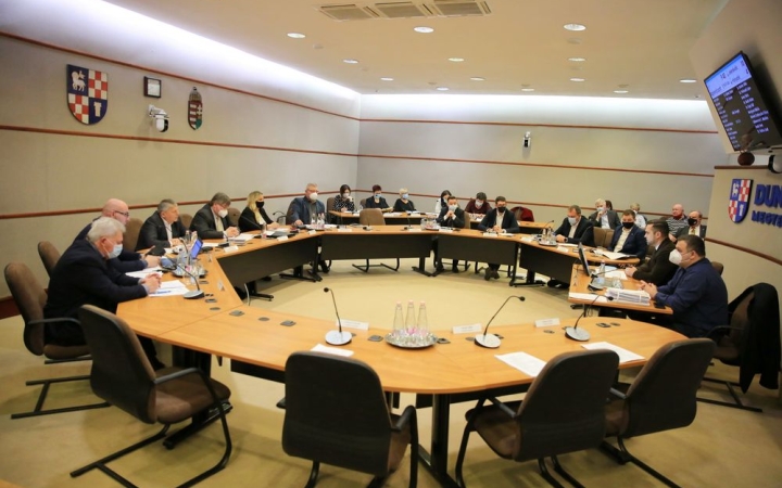 Fontos gazdasági és pénzügyi kérdések a februári közgyűlésen 