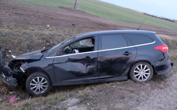 Figyelmetlen előzés nyomán súlyos baleset a 62-es úton