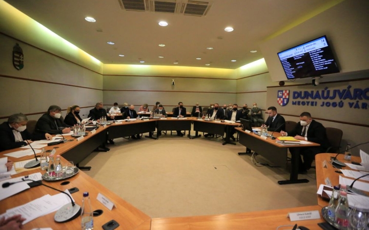 Rendkívüli közgyűlés – négy fontos napirenddel