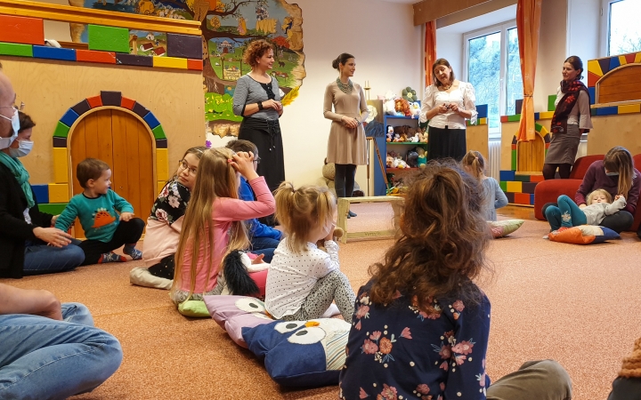 A Mesefal is égig ért a gyermekkönyvtárban (galériával)