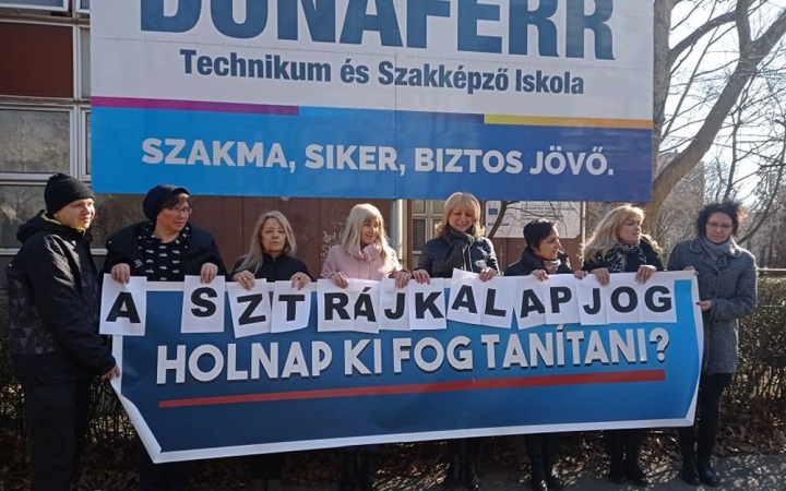 Polgári engedetlenség: a Dunaferr oktatói is csatlakoztak