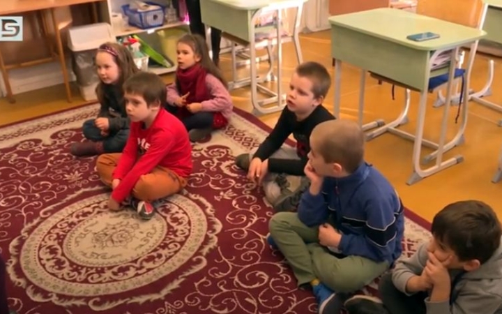 DSTV: "Iskolanyitogató" az Aranyban