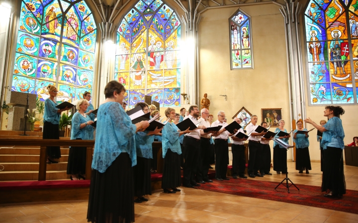 Vegyeskar 70: ünnepel a város meghatározó kulturális közössége