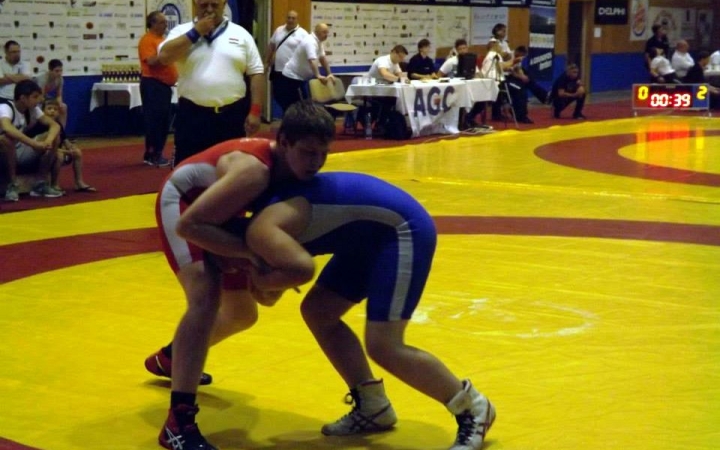 Birkózás: becsületes helytállás