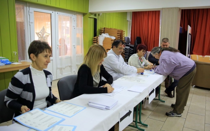 Országgyűlési választás (és népszavazás) – online