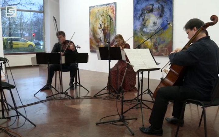 DSTV: Bánkövi-est a kortárs intézetben