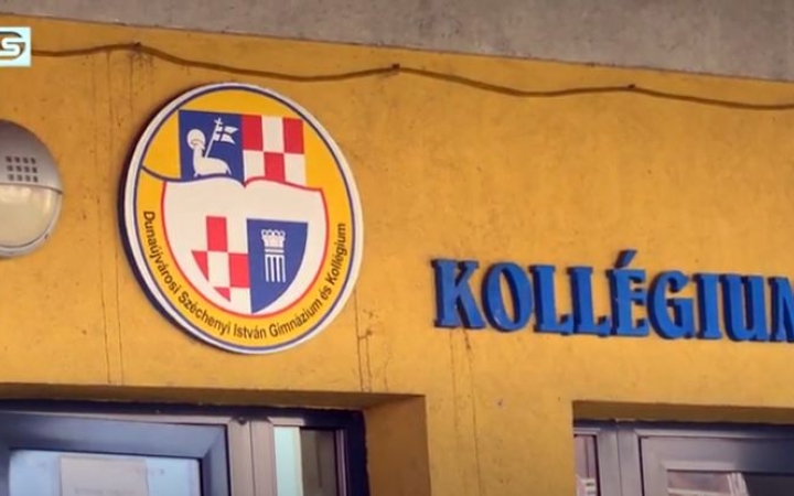 DSTV: folyamatos a menekültek ellátása