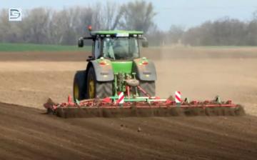 DSTV: nagy munkák a mezőgazdaságban