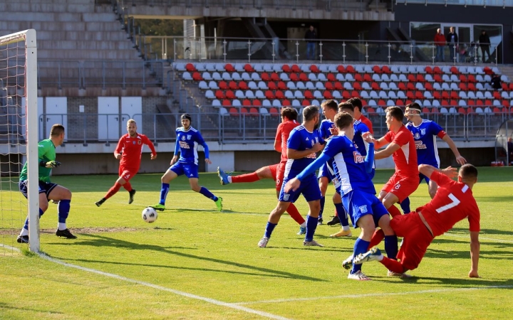 Vereség a rangadón