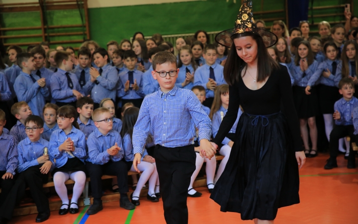 A Muzsika Birodalmának lakói lettek a Móricz elsősei (galériával)