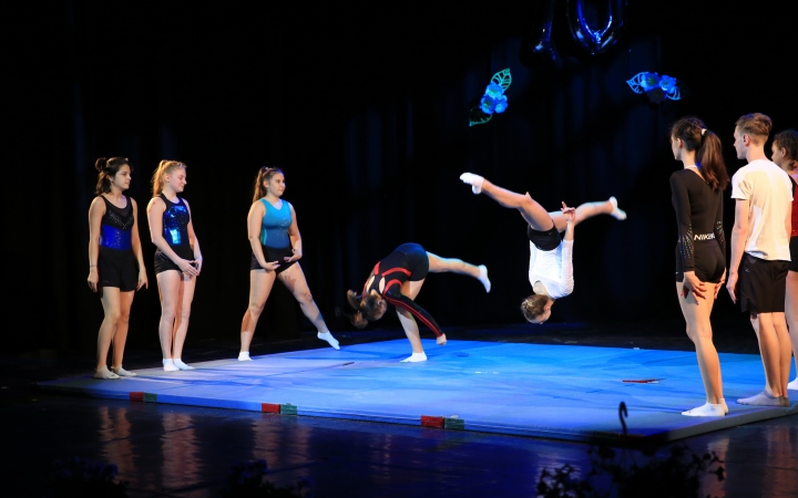 DSTV: 70 évet ünnepelt a Vasvári (galériával)