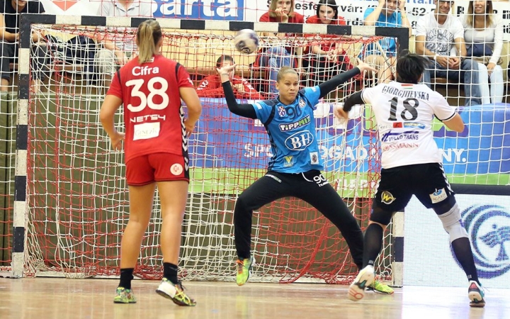 Visszatér a Kohászhoz az EHF Kupa-győztes kapus