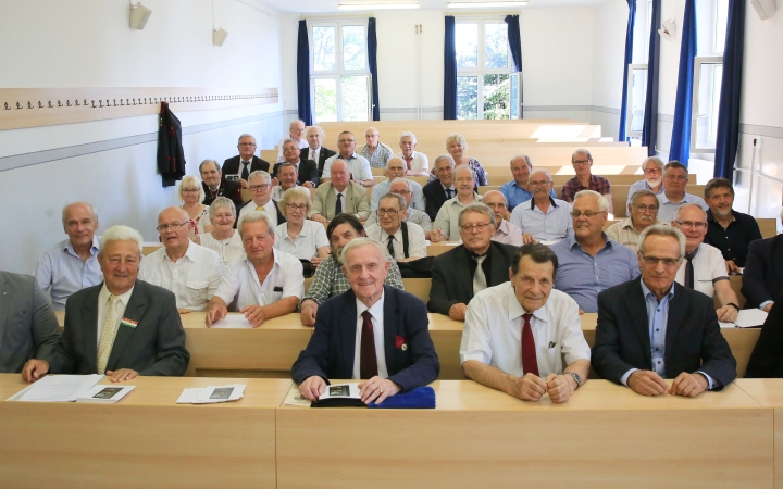 Jó szerencsét! Vivát, kohász!