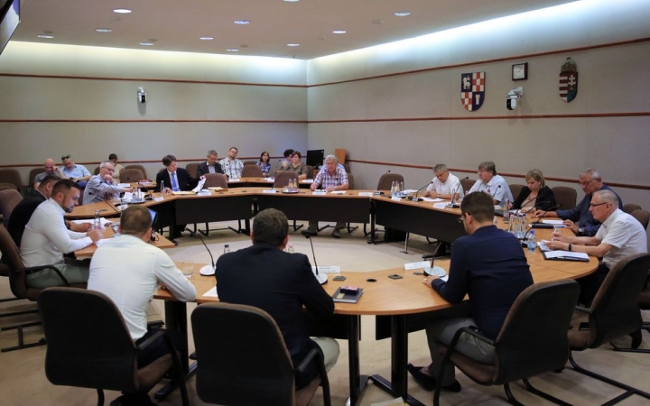 Dunaújváros teljes területén korszerűsítik a közvilágítást