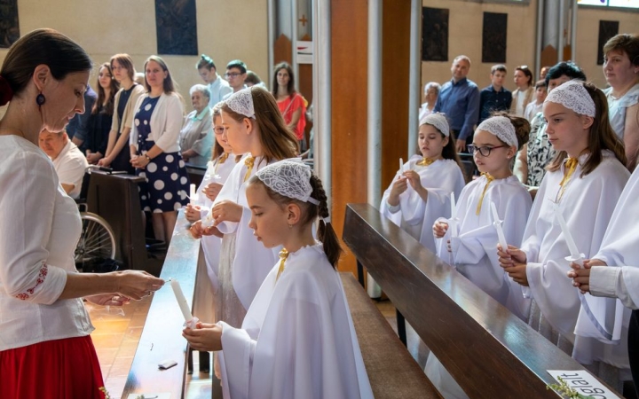 Gazdag közösségi programokkal készülnek