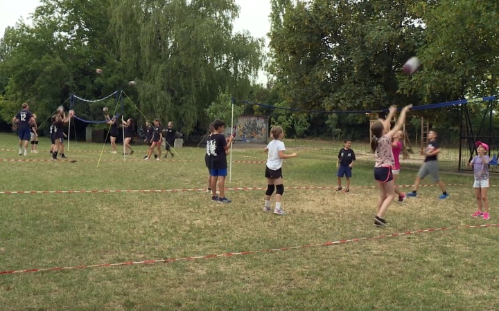 DSTV: táborban a röplabdázók