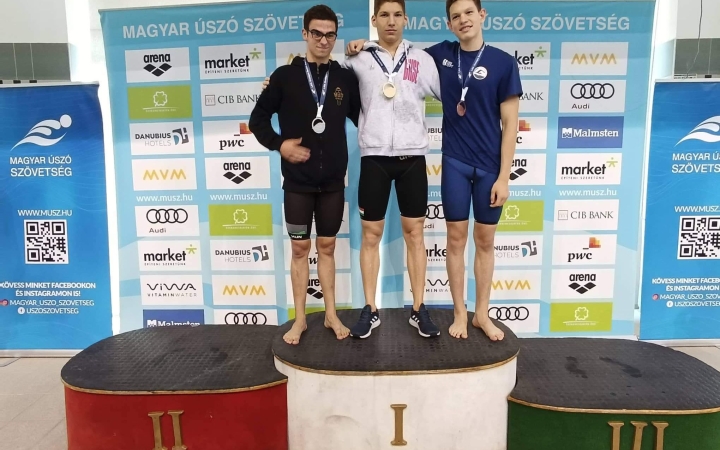 Aranyos zárás a bajnokságon