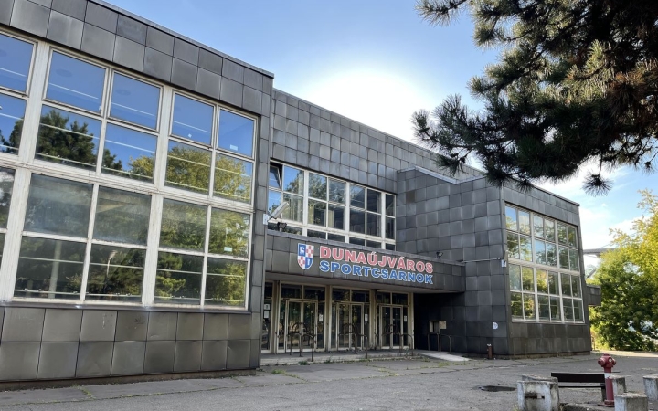 Újabb hat milliárd forintot vont el Dunaújvárostól az Orbán-kormány