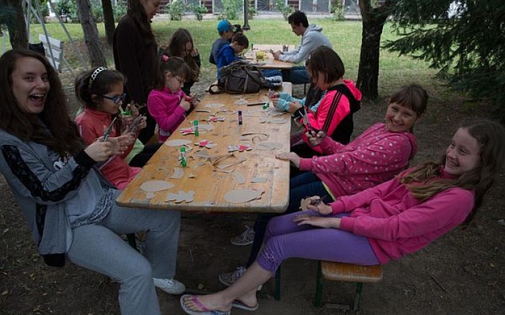 Itt nyár, a tábor vár, irány az MMK