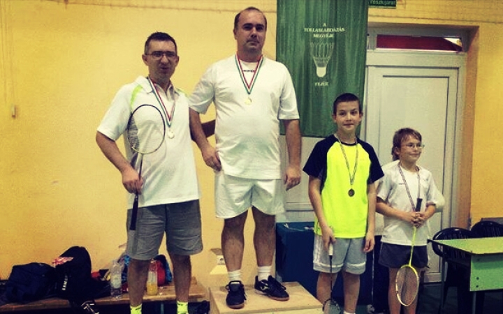 Tollaslabda: éremeső Danubius-módra