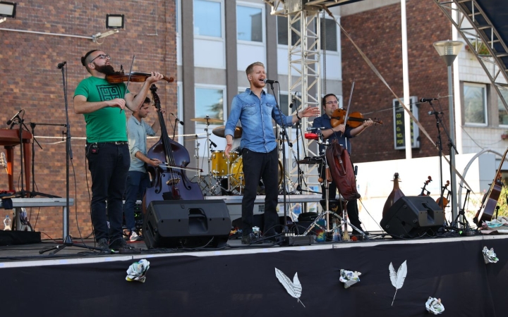 KönyvTérnek indult, de egyre inkább Miénkitta tér! (galériával)