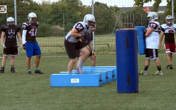 DSTV: munkában a Gorillák