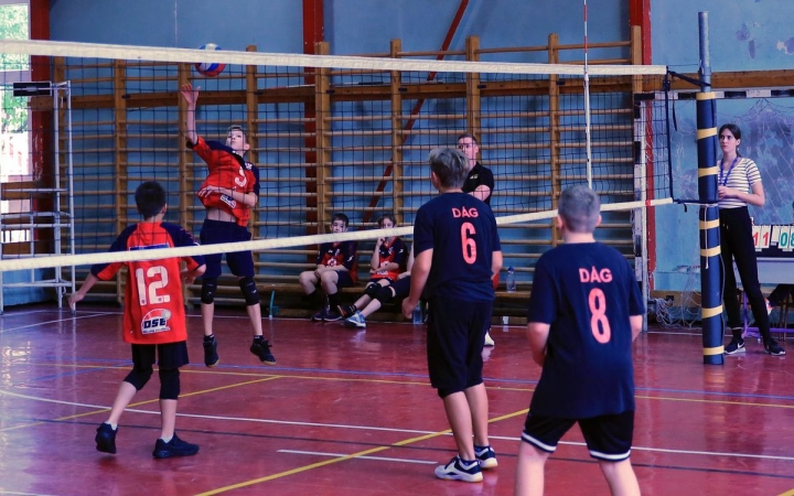 Játékkal emlékeztek a röplabdázók