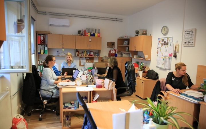 Új kísérletbe fog, helyettes szülőket toboroz az Útkeresés Segítő Szolgálat