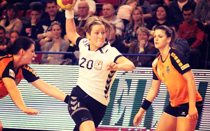 Kézilabda: a címvédőre várva