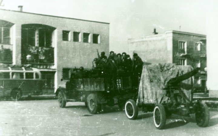 Emlékezzünk együtt '56 hőseire!