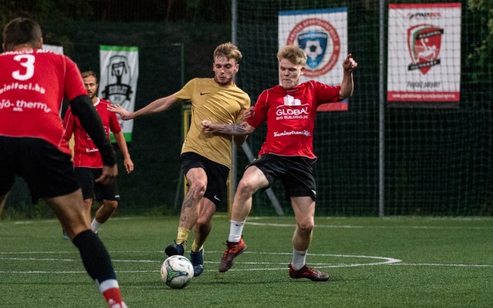 Versenyfutás az első helyért